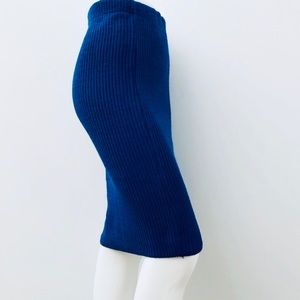 Misguided sweater skirt in blue